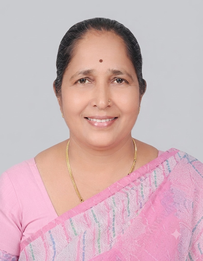 Maya Zavde - Part time Cleaner and Cook and Patient Care and Elderly Care and Baby Sitter in Worli in Mumbai